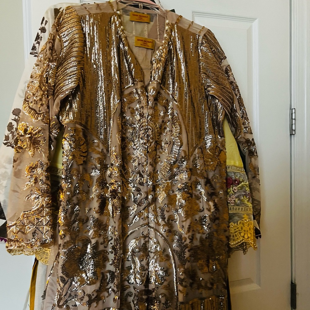 Gown dress